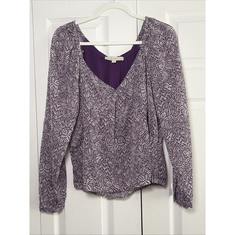 LOFT Babydoll Blouse Womens Size M Purple Floral Paisley Long Sleeve Chiffon Top